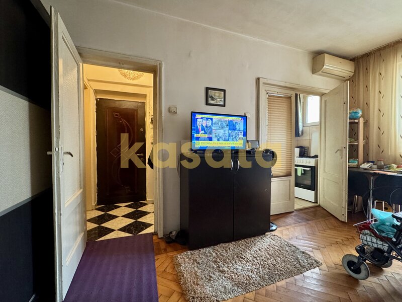 Doua camere, langa Parcul Floreasca, parter